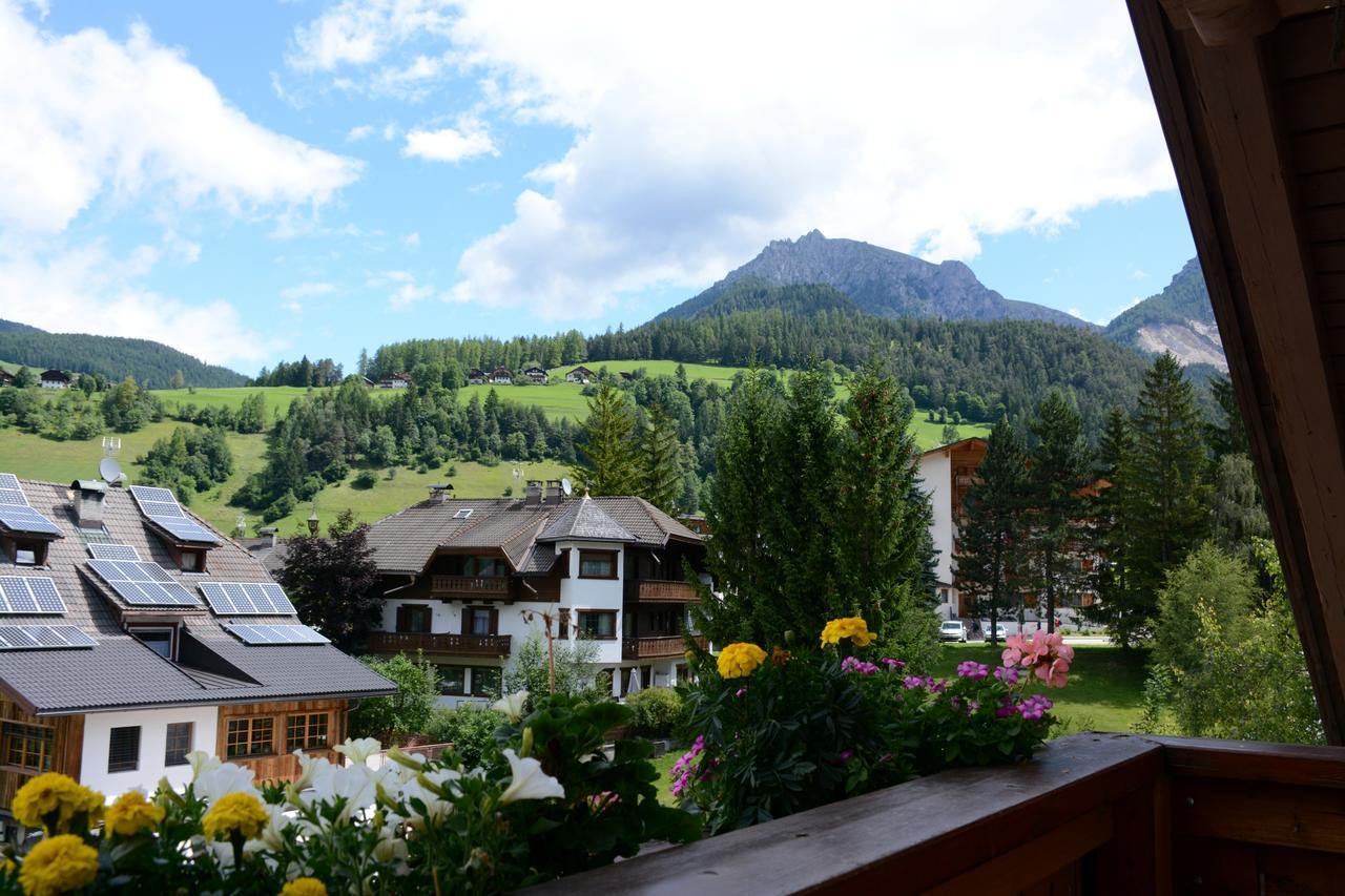 Casa Teresa Martin Hotel San Vigilio Di Marebbe Eksteriør billede